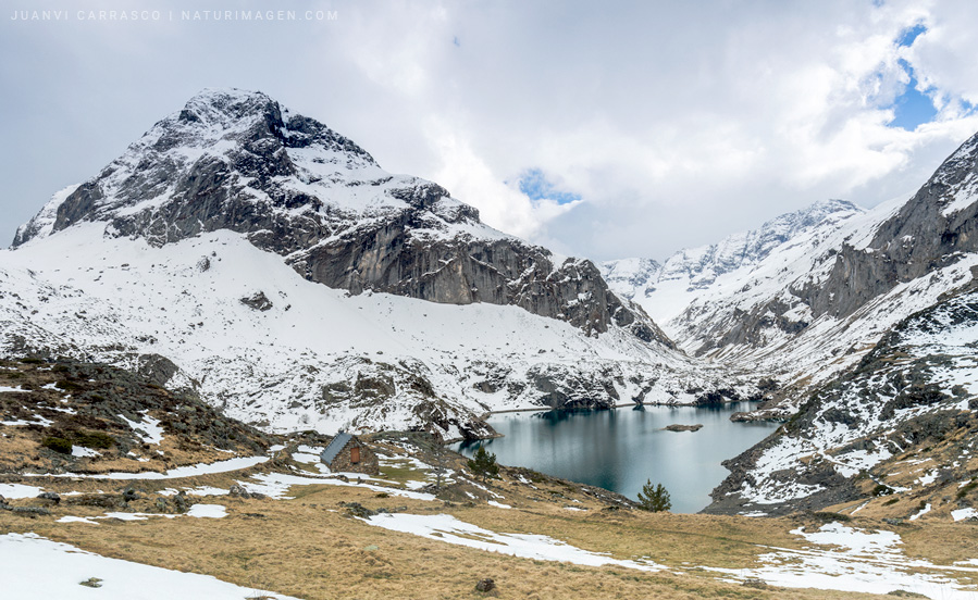 Lago de Gloriettes, circo de Estaubé, Pirineo francés