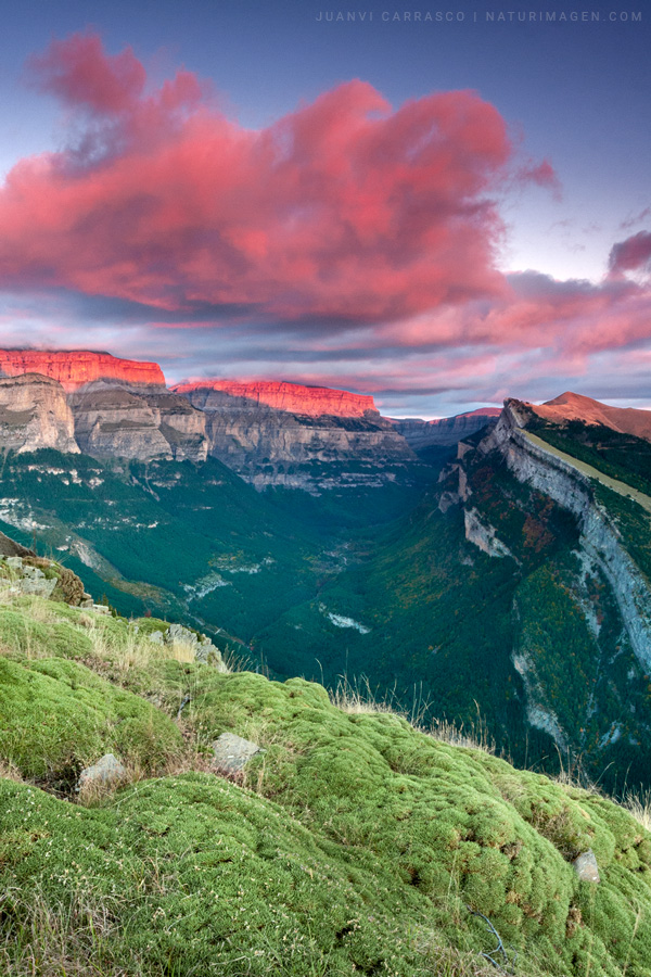 Ordesa valley at sunset, Ordesa y monte perdido national park, Pyrenees, Spain